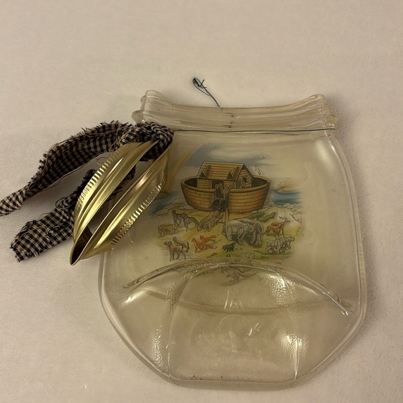 Other - Flat Atlas Special Mason Jar with Noah’s Ark picture.